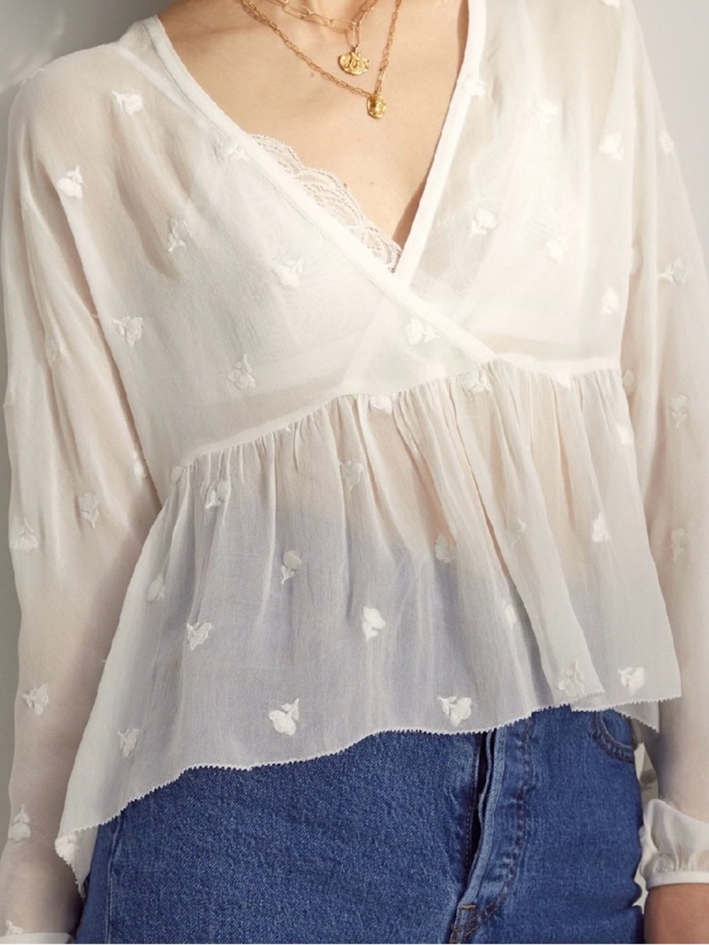 Aritzia Wilfred Embroidered Peplum Blouse Pink Floral Babydoll Size Large - Picture 2 of 13